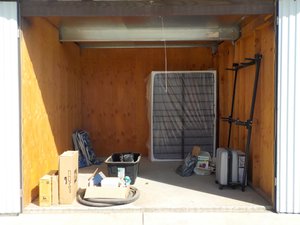 10 x 10 storage unit in Bakersfield, CA