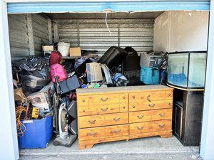 10 x 10 storage unit in Portsmouth, VA