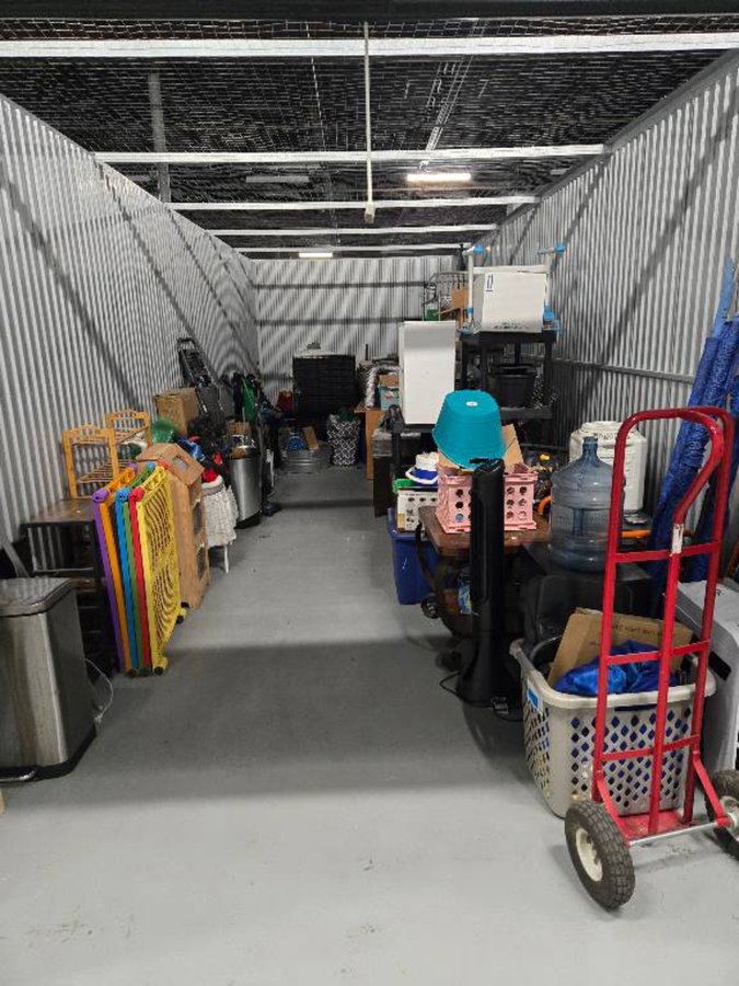10 x 30 storage unit in Florence, SC