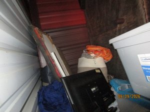 5 x 10 storage unit in Nashville, TN