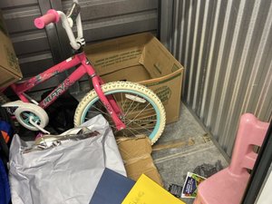 5 x 5 storage unit in St Louis, MO