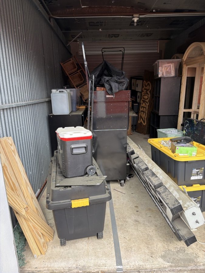 10 x 20 storage unit in Virginia Beach, VA