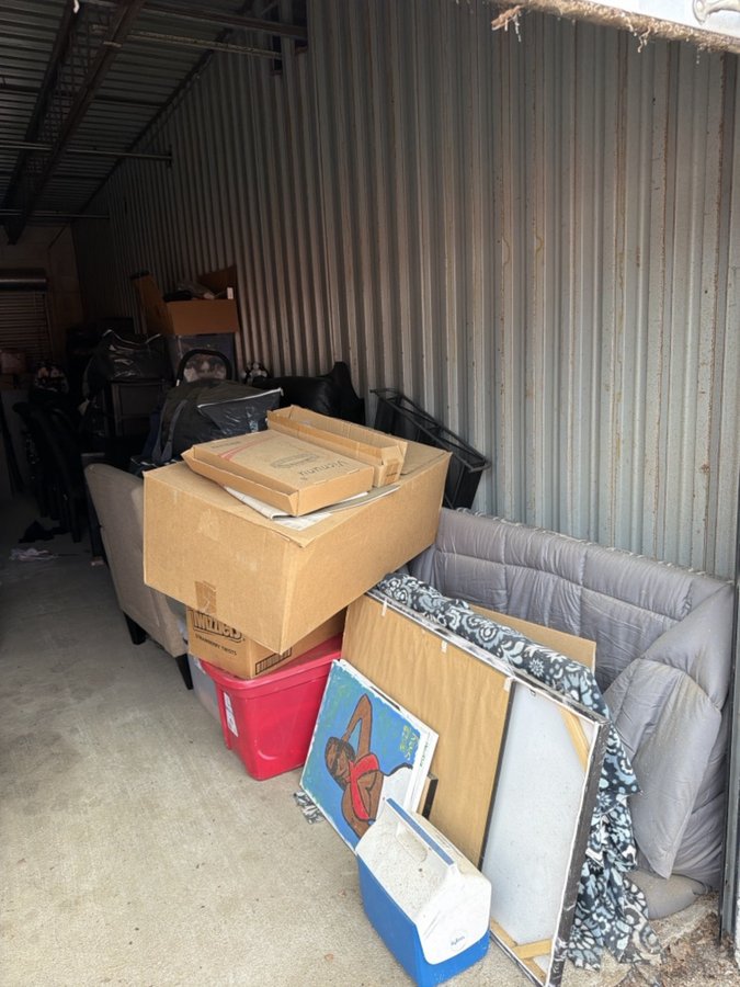 10 x 30 storage unit in Virginia Beach, VA