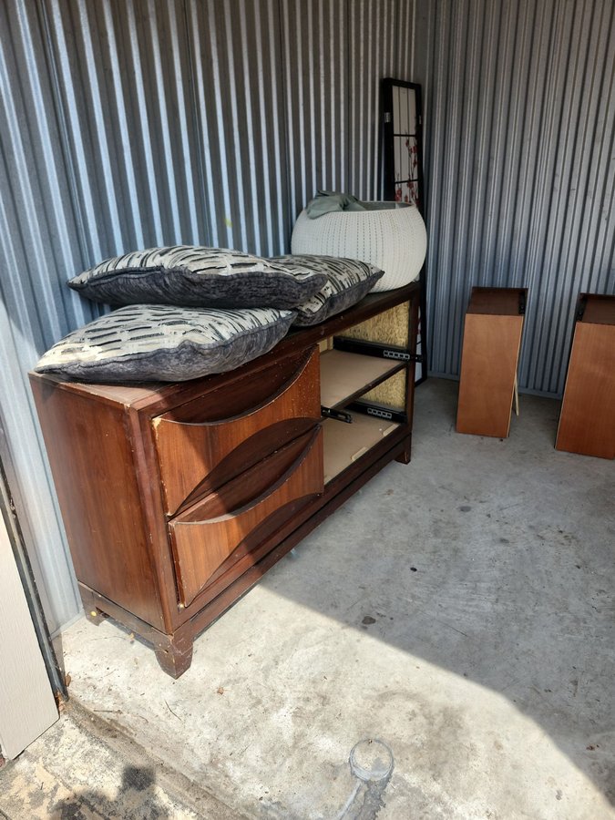 10 x 10 storage unit in Austin, TX