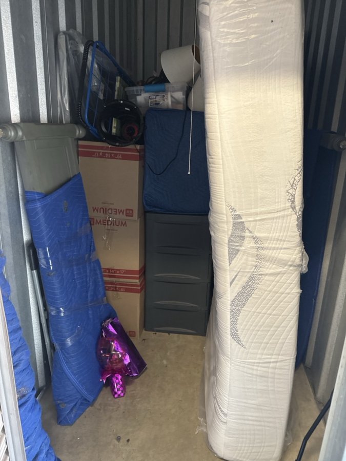 5 x 10 storage unit in Virginia Beach, VA