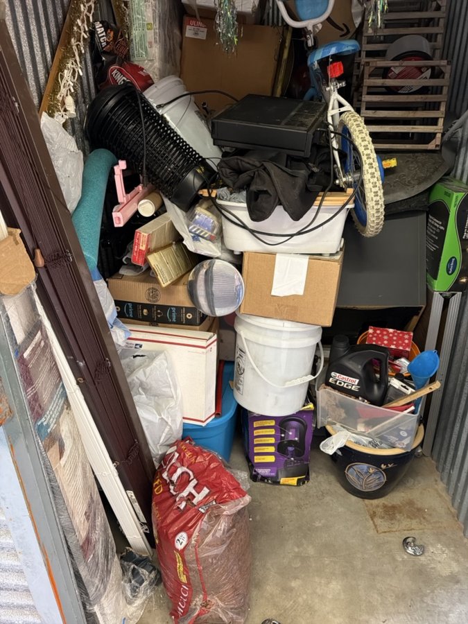 5 x 10 storage unit in Virginia Beach, VA