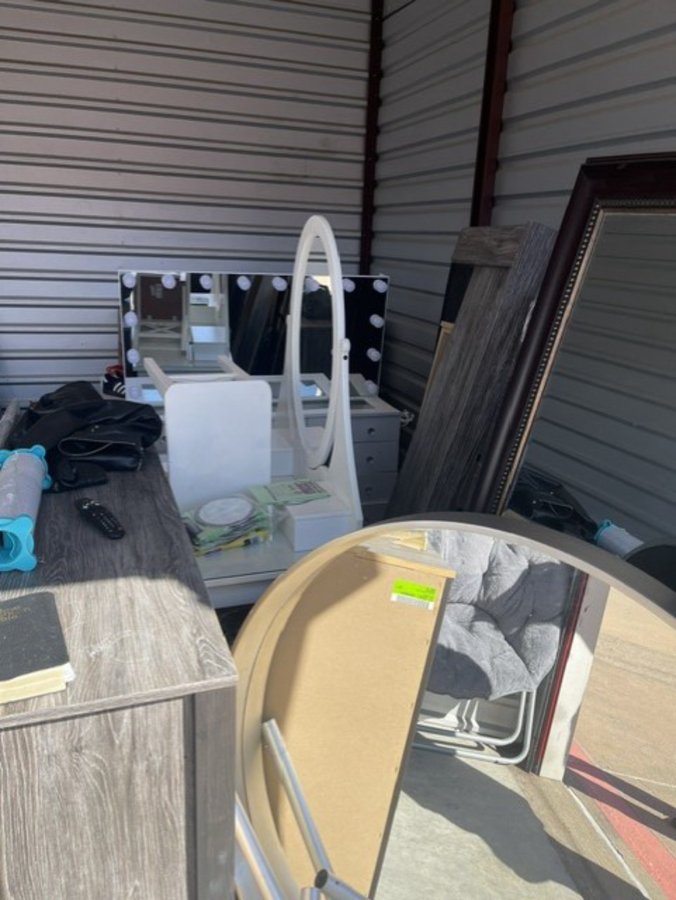10 x 15 storage unit in Little Elm, TX