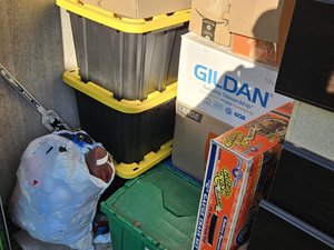 5 x 10 storage unit in Farmington, CT
