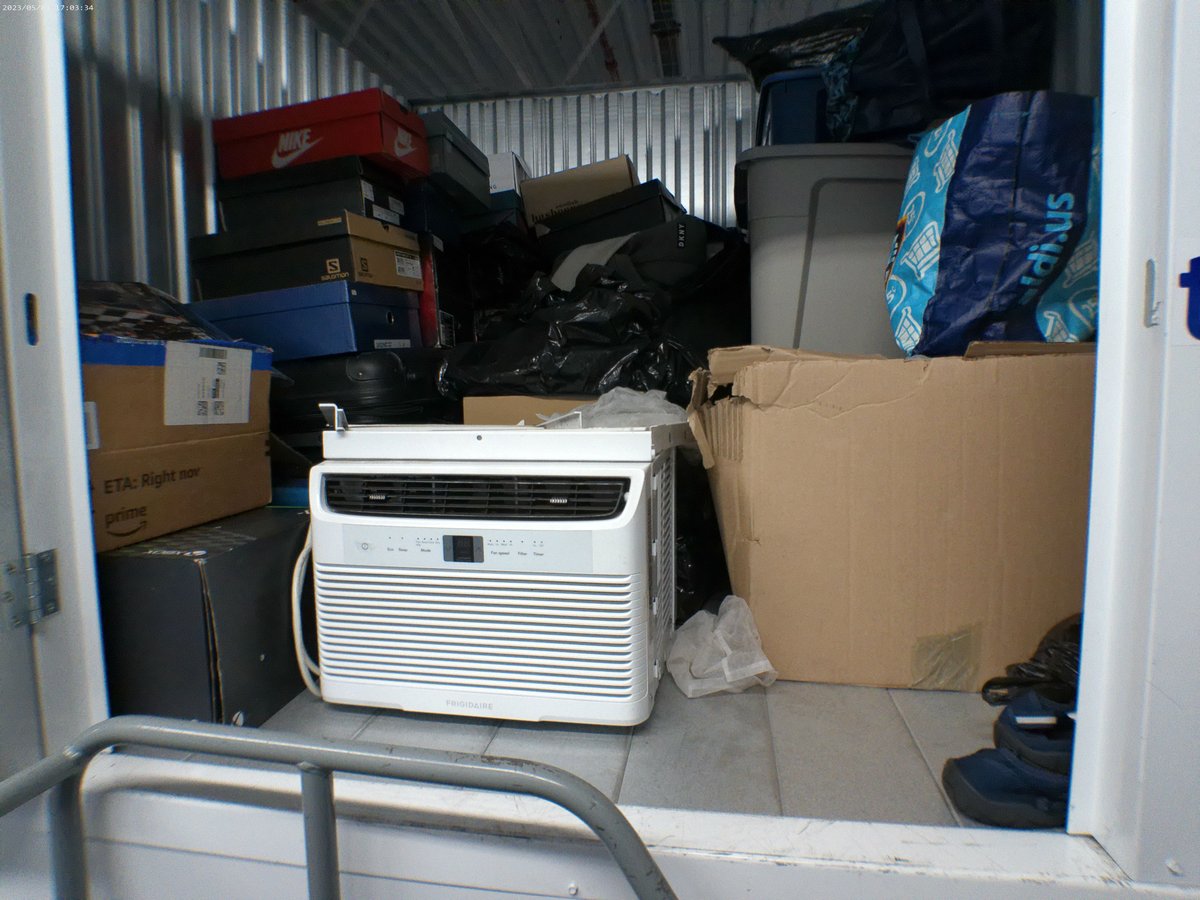 5 x 5 storage unit in Jamaica, NY
