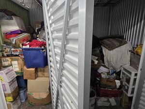 5 x 12 storage unit in Bloomfield, CT