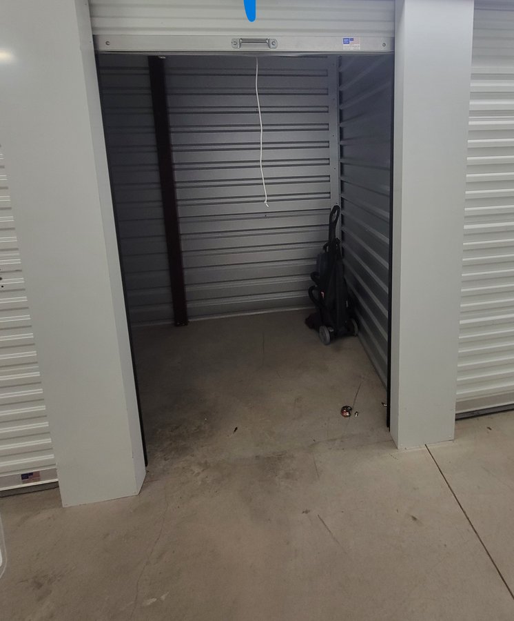 5 x 10 storage unit in Fort Worth, TX