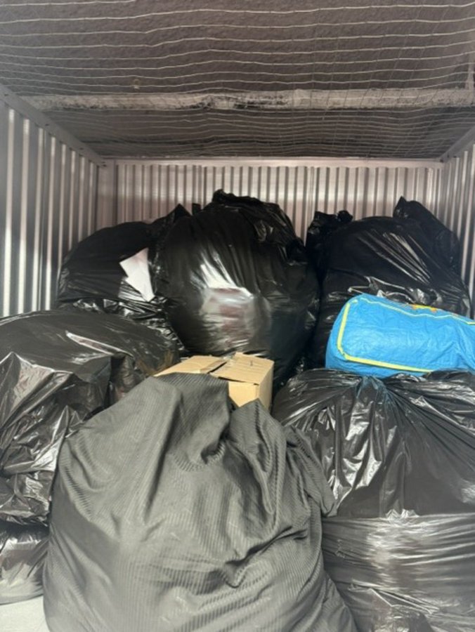 5 x 5 storage unit in Long Island City, NY