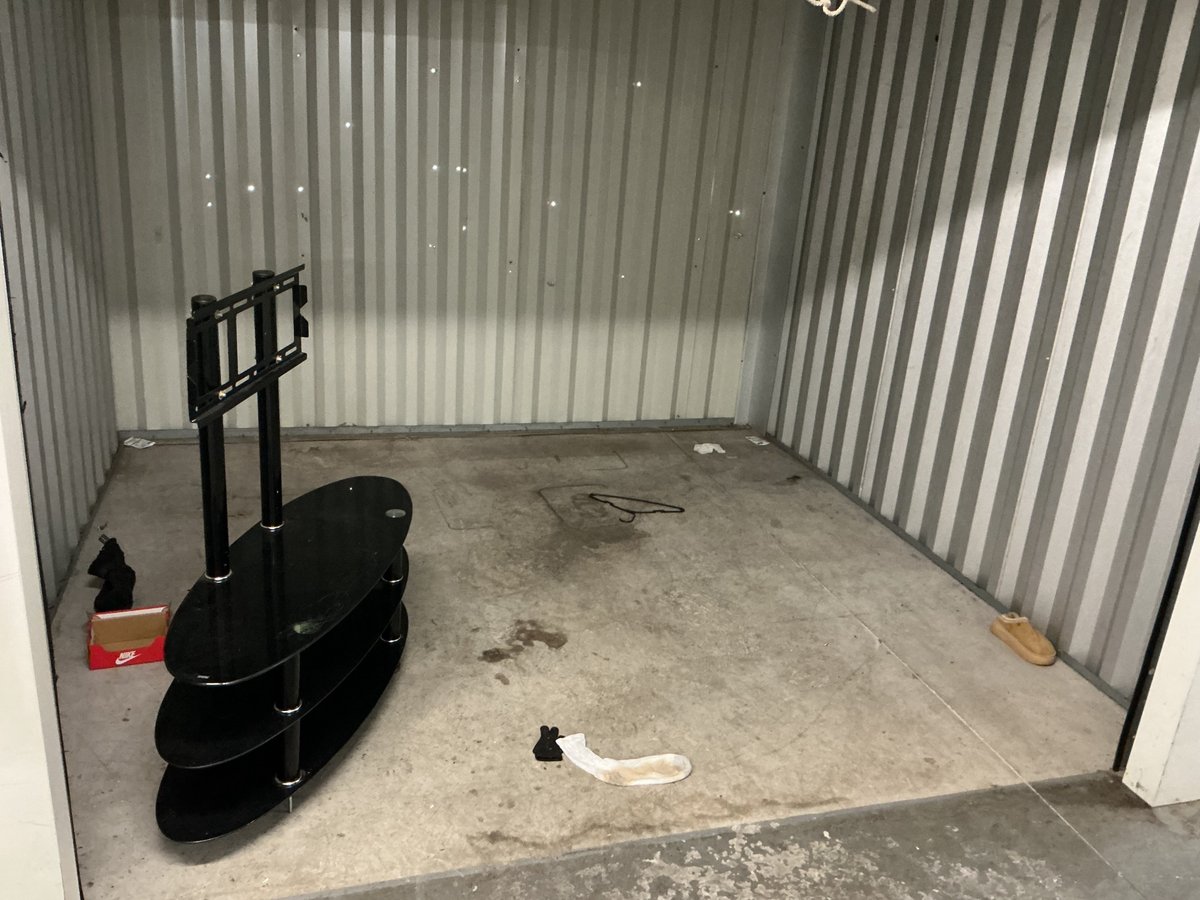 10 x 10 storage unit in Cleveland, OH