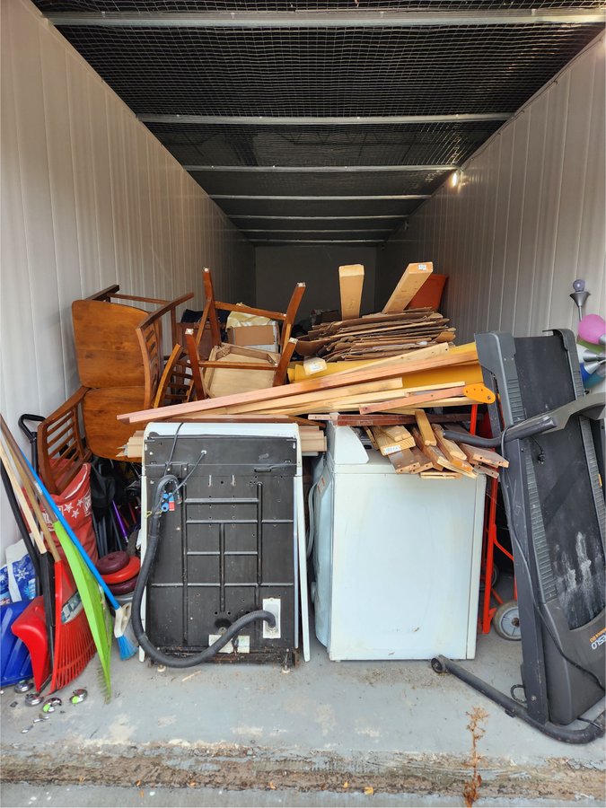 10 x 39 storage unit in Rochester, NY
