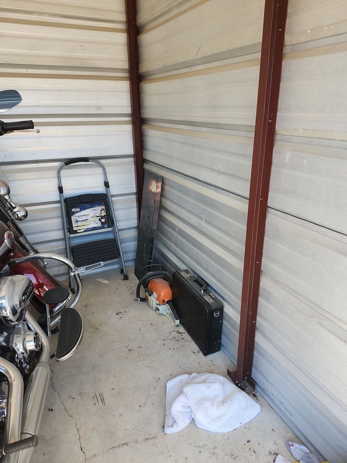 10 x 10 storage unit in Spicewood, TX