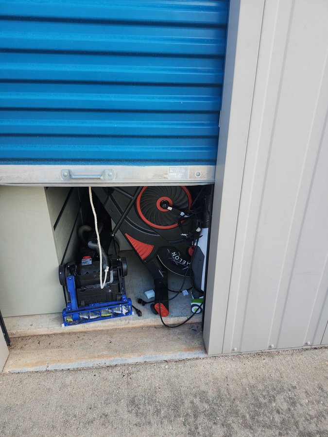 5 x 10 storage unit in Spicewood, TX
