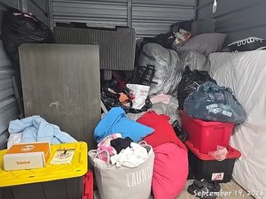 10 x 10 storage unit in Linden, NJ