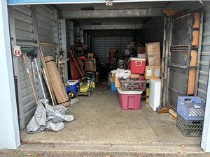 10 x 30 storage unit in Portsmouth, VA