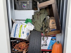 5 x 10 storage unit in Bremerton, WA
