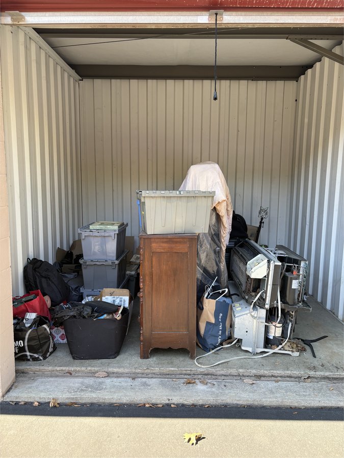 10 x 10 storage unit in Nashville, TN
