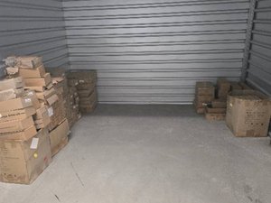 10 x 10 storage unit in Hemet, CA