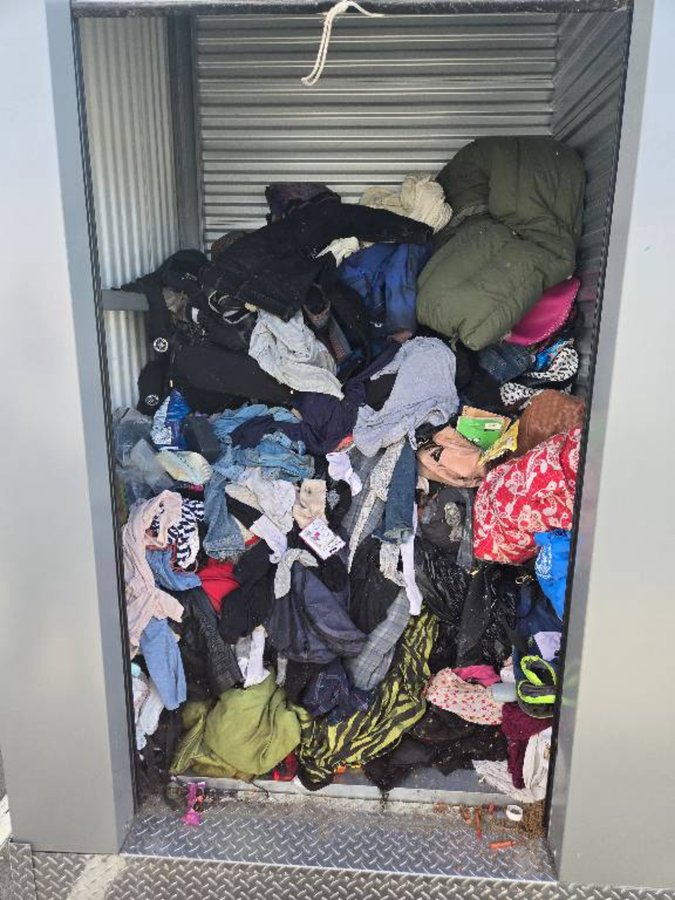 5 x 5 storage unit in Hemet, CA
