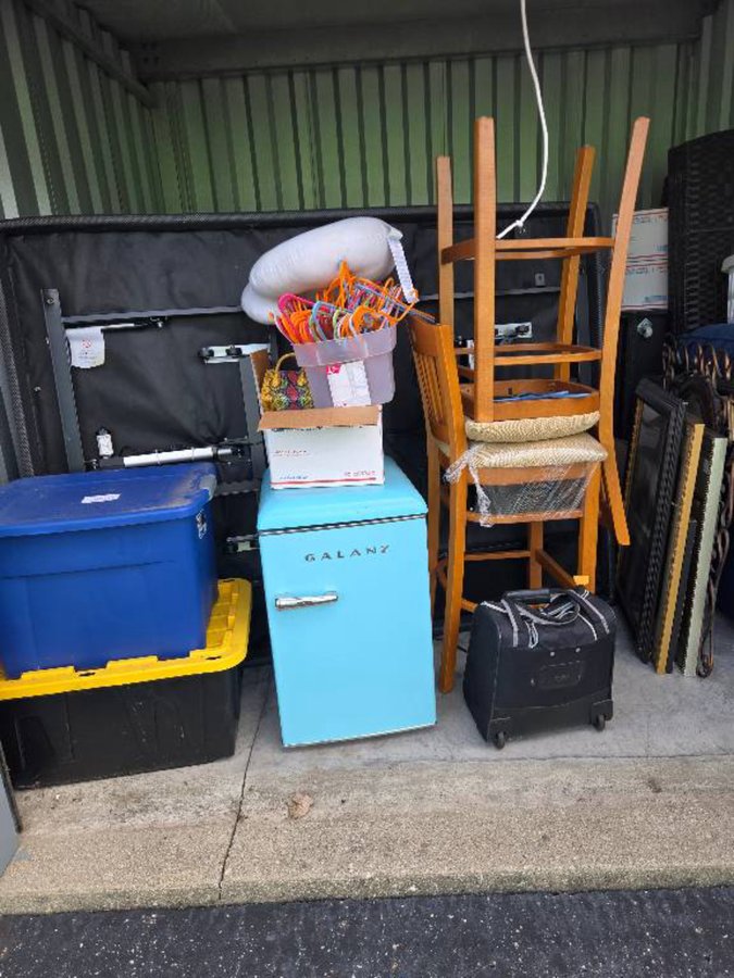 10 x 10 storage unit in Cincinnati, OH