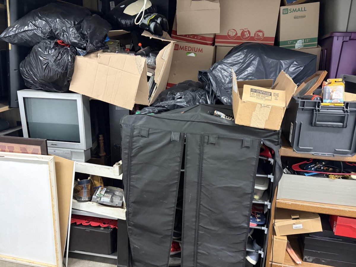 7 x 10 storage unit in New Berlin, WI