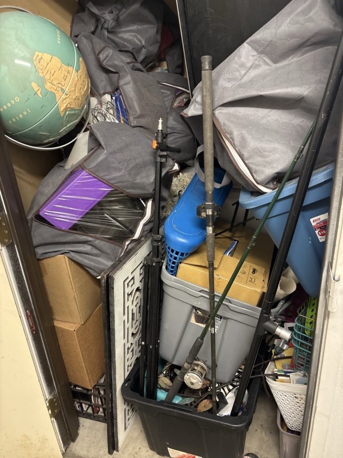 5 x 5 storage unit in Irving, TX