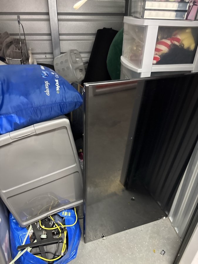 5 x 5 storage unit in St Louis, MO