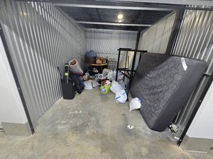 10 x 15 storage unit in Lexington, KY