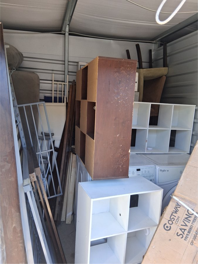 10 x 10 storage unit in Locust Grove, GA
