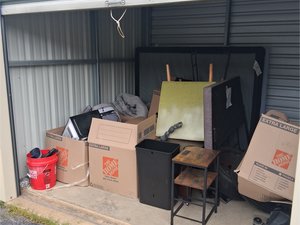 10 x 10 storage unit in Locust Grove, GA