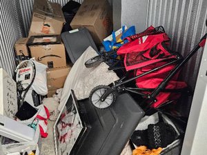 5 x 10 storage unit in Rockville, MD