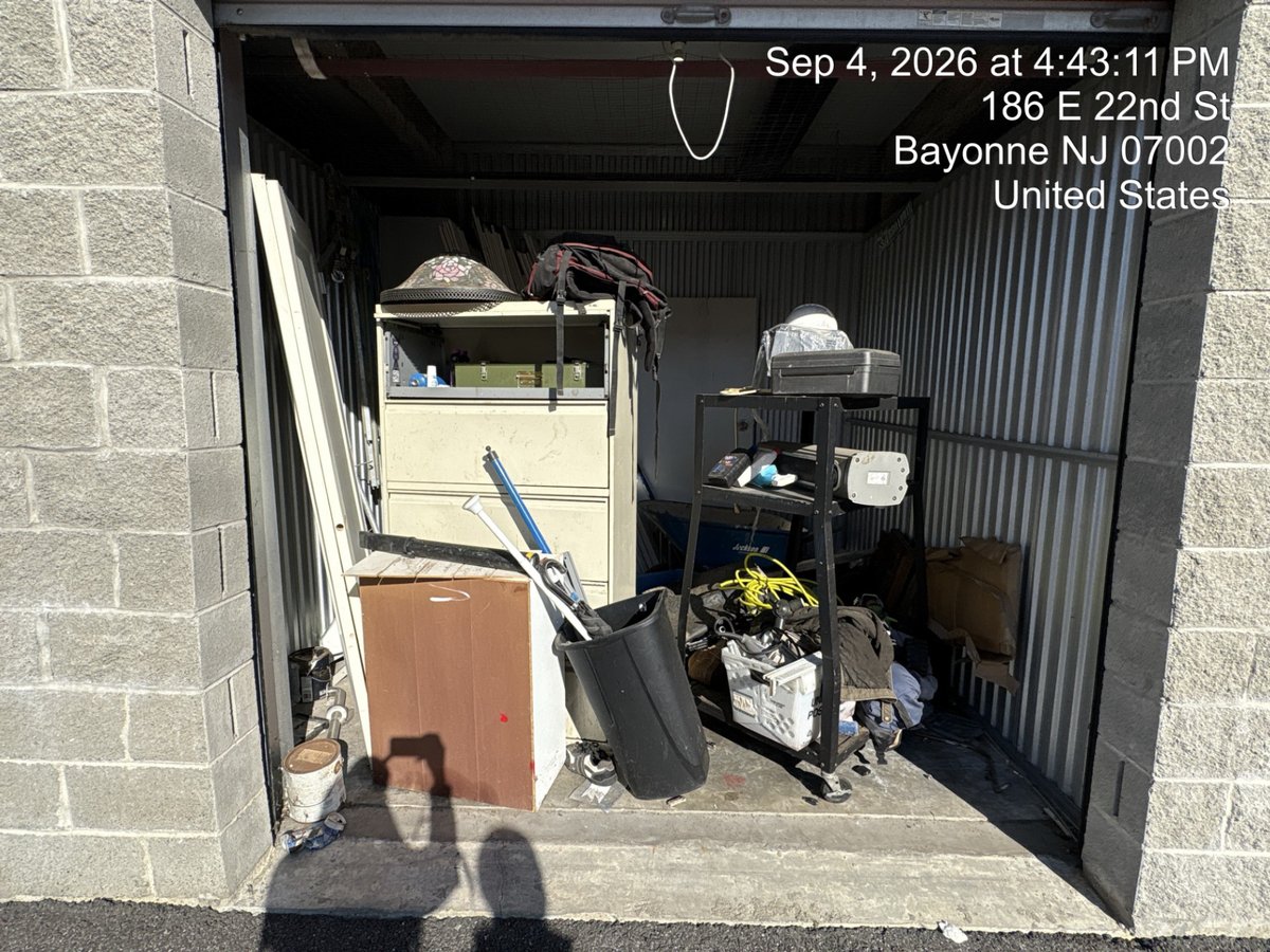 9 x 10 storage unit in Bayonne, NJ