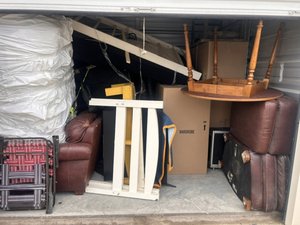 10 x 10 storage unit in Grimes, IA