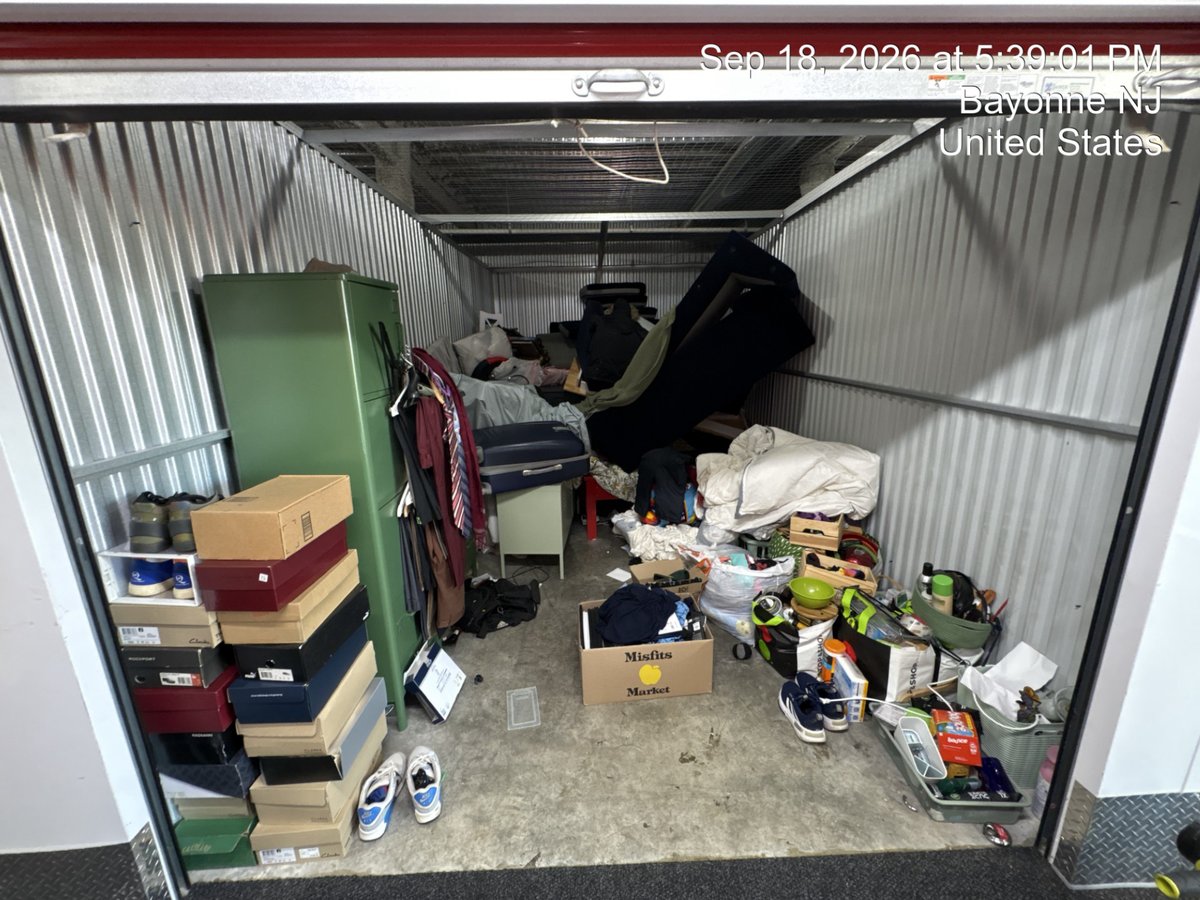10 x 20 storage unit in Bayonne, NJ