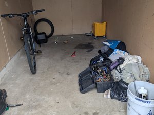 8 x 15 storage unit in Glen Burnie, MD