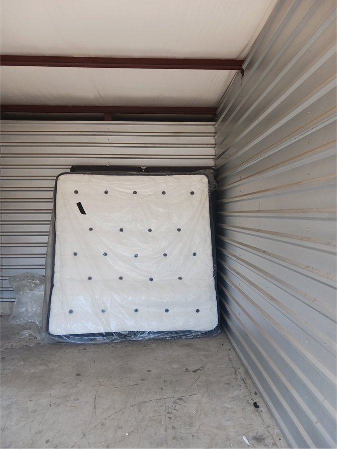 10 x 15 storage unit in The Colony, TX