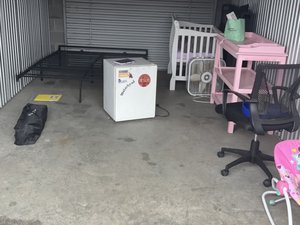 10 x 18 storage unit in Shepherdsville, KY