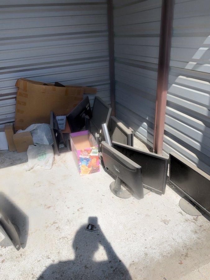7 x 10 storage unit in Austin, TX