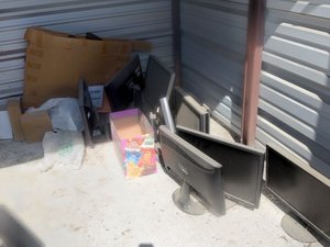 7 x 10 storage unit in Austin, TX