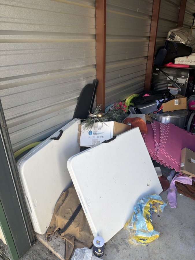 10 x 20 storage unit in Denham Springs, LA