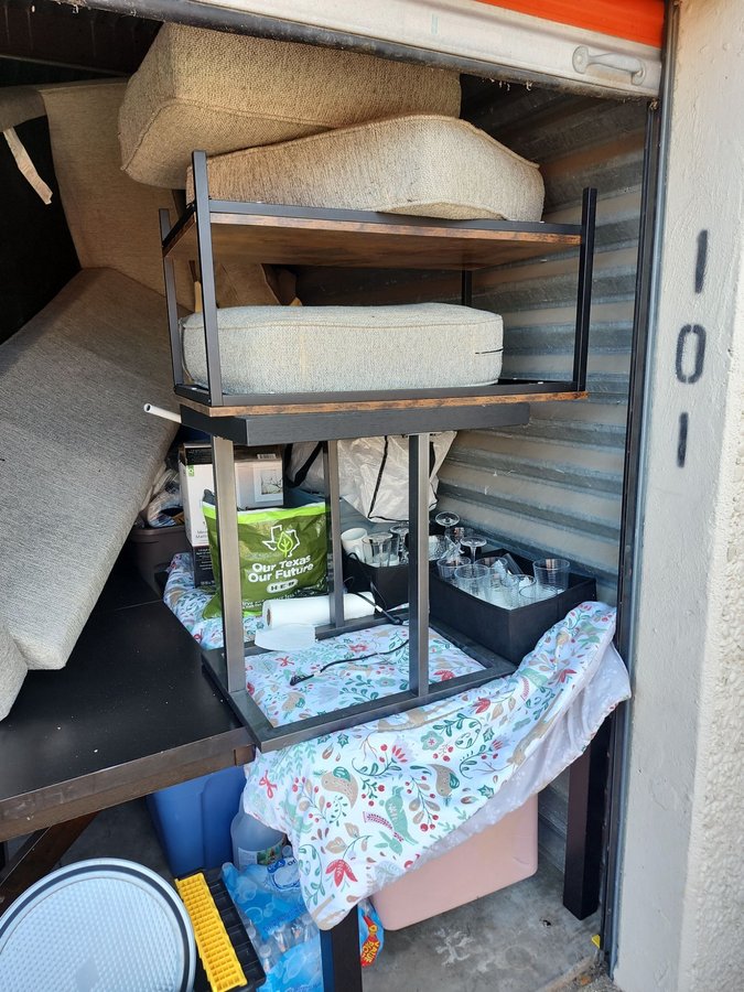 10 x 15 storage unit in Austin, TX
