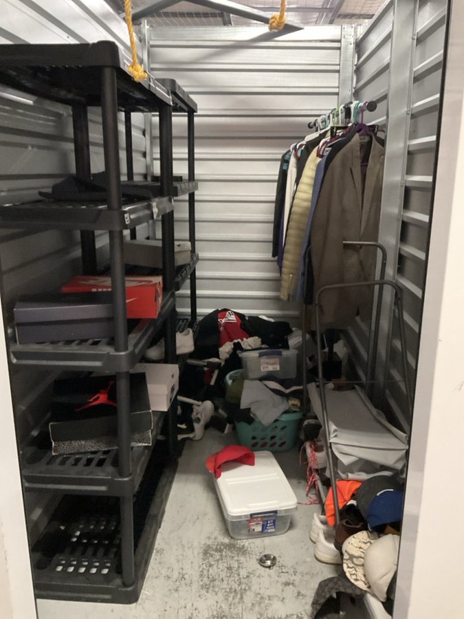5 x 10 storage unit in Indianapolis, IN