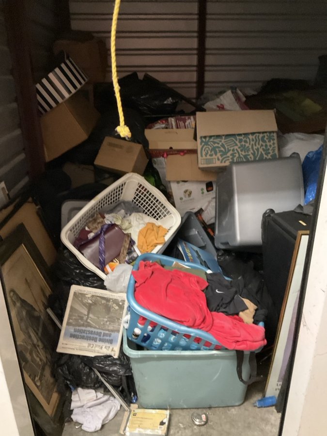10 x 10 storage unit in Indianapolis, IN