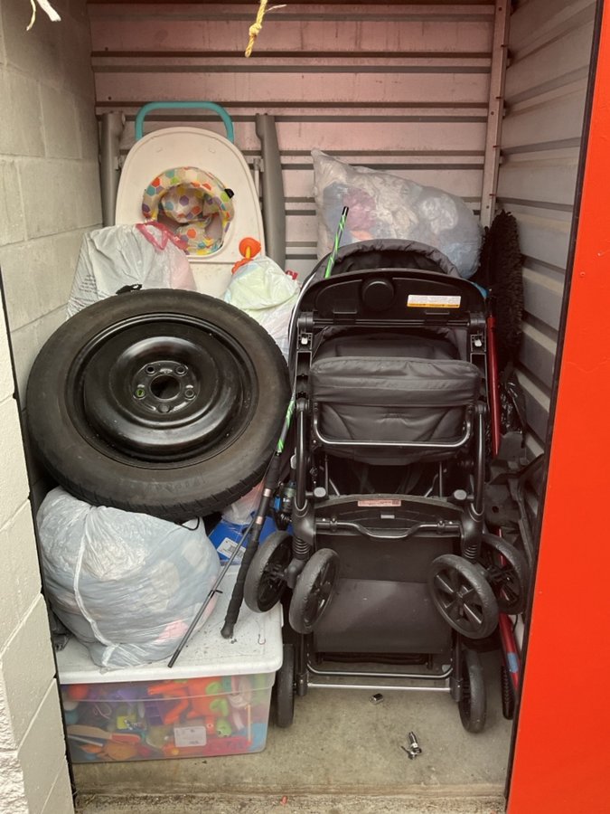 5 x 5 storage unit in Indianapolis, IN