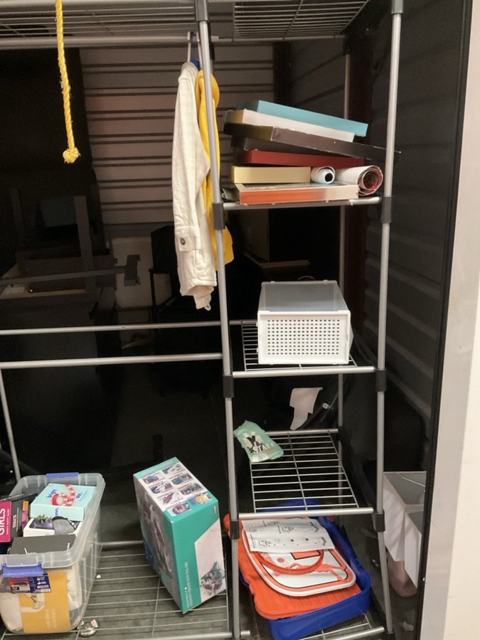 7 x 10 storage unit in Indianapolis, IN