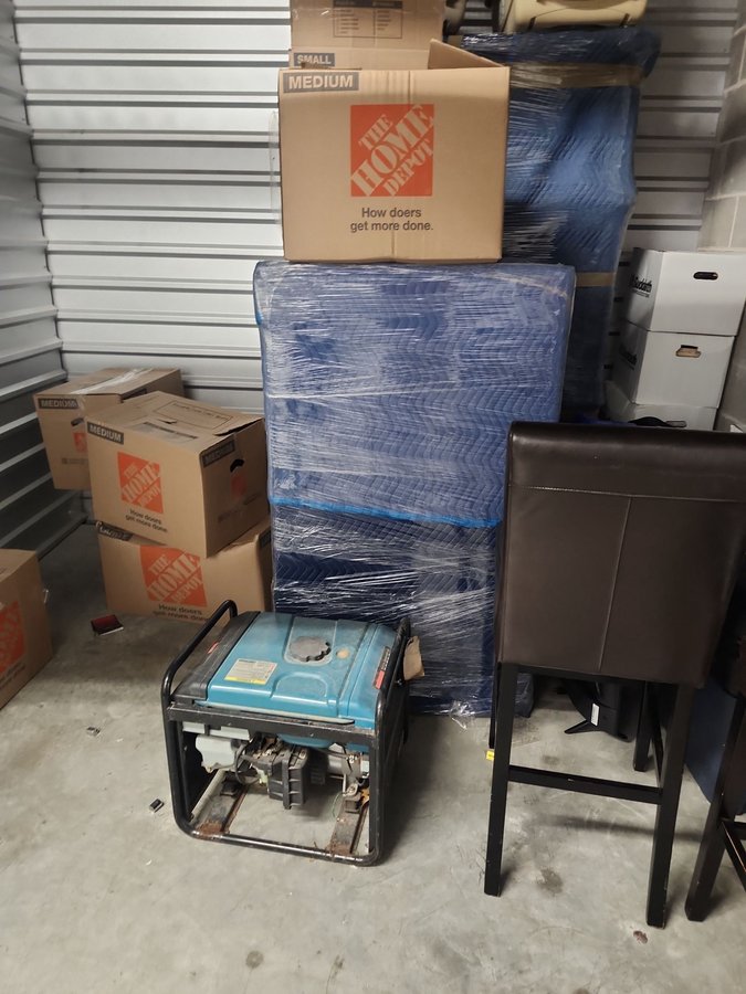 10 x 10 storage unit in Austin, TX
