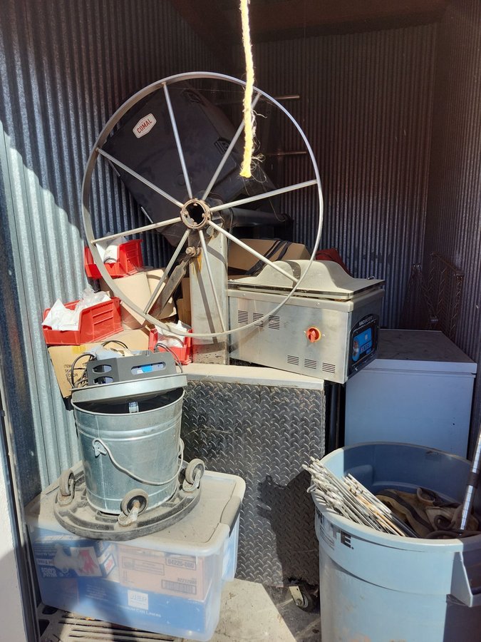 5 x 10 storage unit in Austin, TX